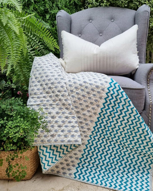 Little Fish GOTS Certified Organic Cotton Reversible Baby Quilt (100×120cm)