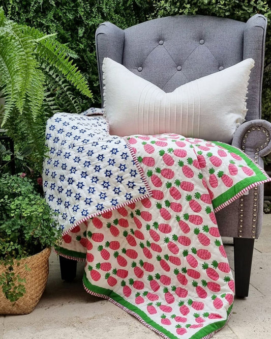 Pink Pineapple GOTS Certified Organic Cotton Reversible Baby Quilt (100×120cm)