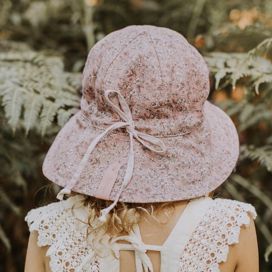 Bedhead Heritage Reversible Bucket Hat-Florence/Flax S-1942353910484307973
